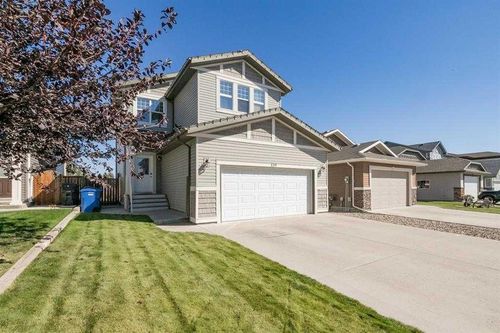139 Firelight Way W, Lethbridge, AB, T1J4B2 | Card Image