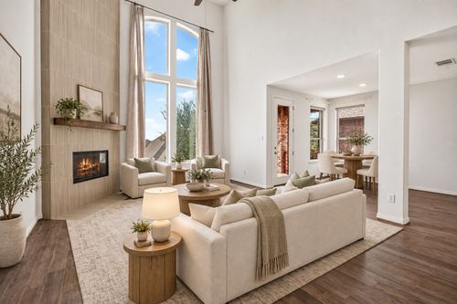 7817 Turnback Ledge Trl, Lago Vista, TX, 78645-4820 | Card Image