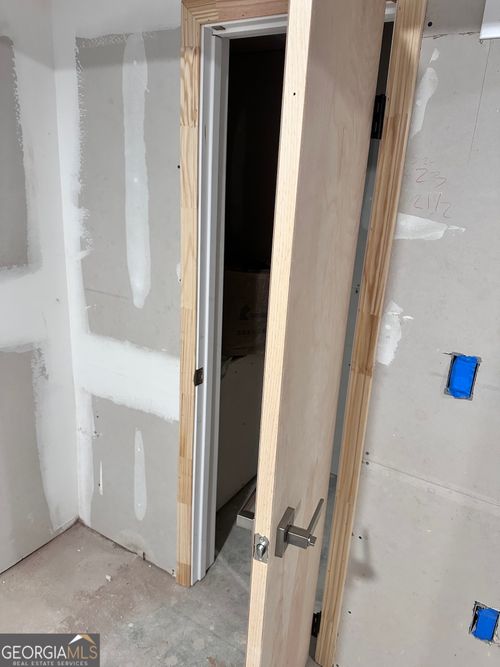 1170 Donnelly Ave Sw, Atlanta, GA, 30310-3247 | Card Image