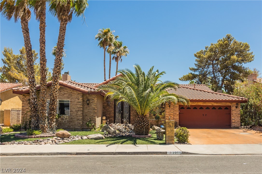 High View Dr, Henderson, NV 89014