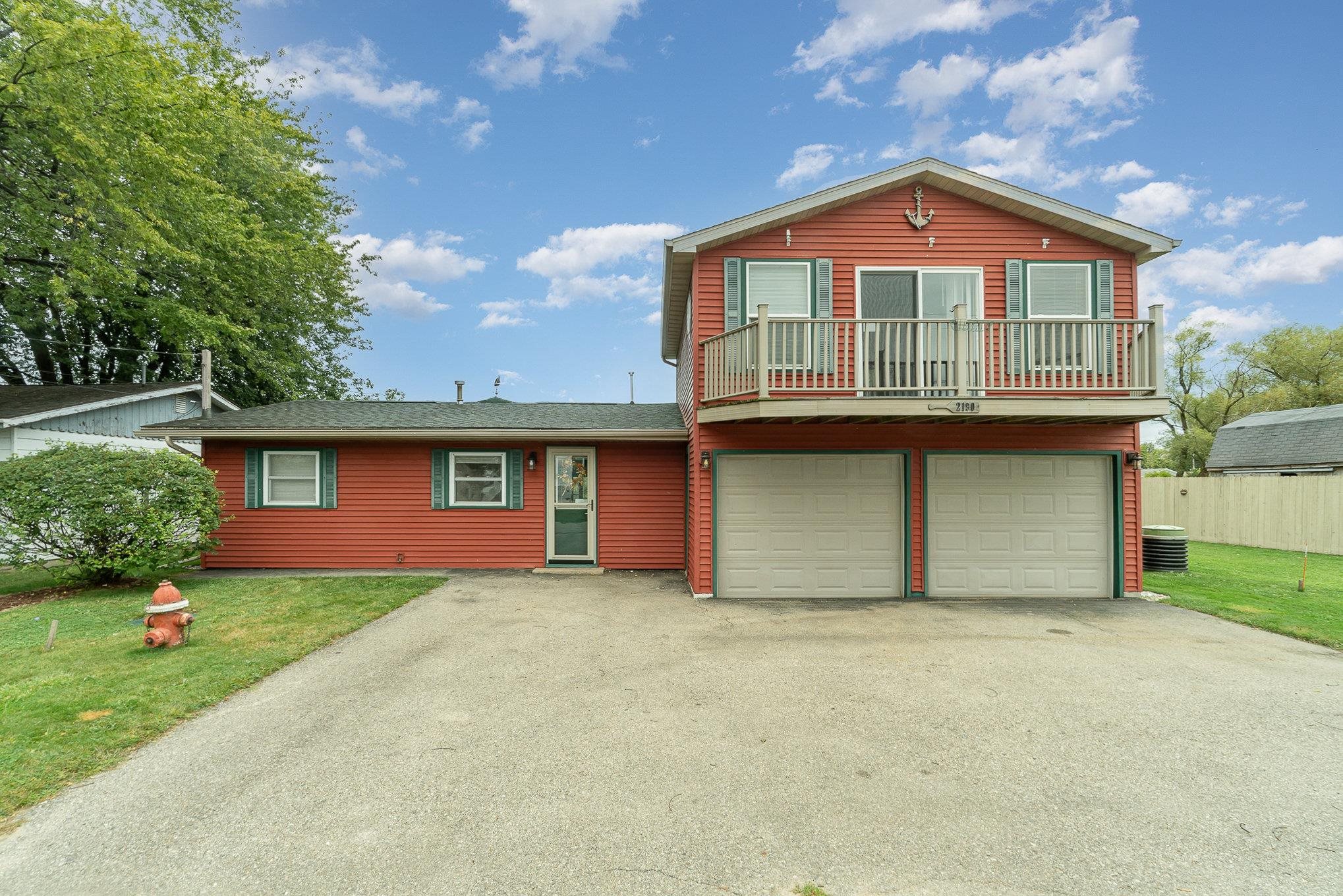 Wenonah Dr, Standish, MI 48658