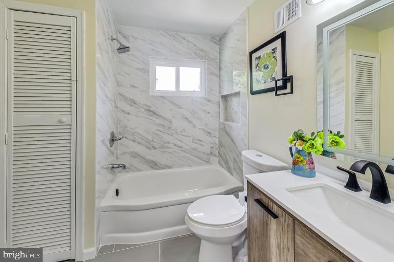 Berkley St, Temple Hills, MD 20748