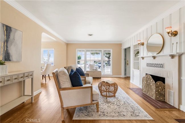 695 W 13 Th St, House other with 2 bedrooms, 2 bathrooms and 1 parking in Upland CA | Image 6