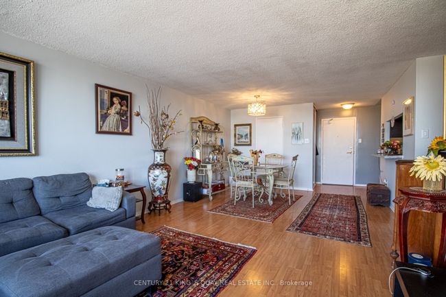 1911 - 4185 Shipp Dr, Condo with 2 bedrooms, 2 bathrooms and null parking in Mississauga ON | Image 12