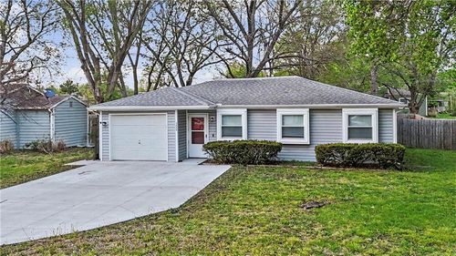 3804 Shadybrook Ln, Lawrence, KS, 66047-3826 | Card Image