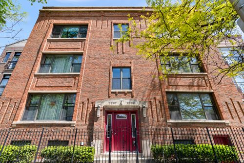 3s-2705 Campbell Ave, Chicago, IL, 60647-0322 | Card Image