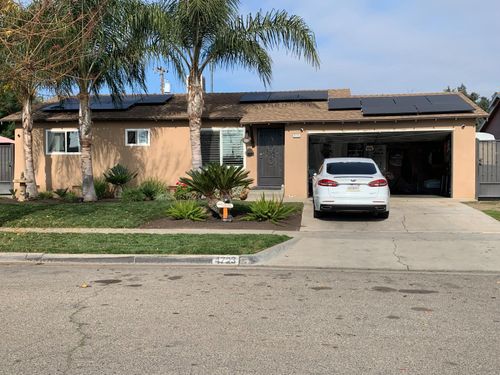 4723 E Braly Ave, Fresno, CA, 93702-4701 | Card Image