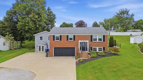 131 Essex Circle, Lexington, OH, 44904 | Card Image