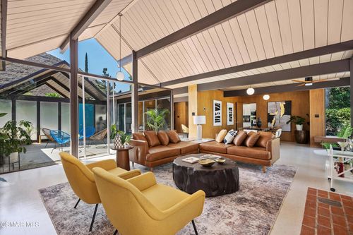 1449 Fordham Ave, Thousand Oaks, CA, 91360-2066 | Card Image