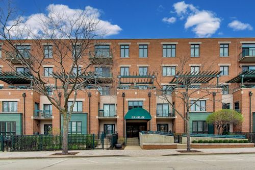 310-131 W Adelaide Street, Elmhurst, IL, 60126 | Card Image