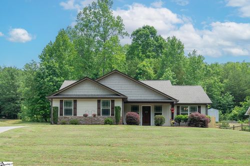 452 Bowers Rd, Travelers Rest, SC, 29690-7908 | Card Image