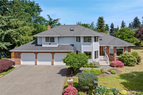 1612 Sw 304th St, Federal Way, WA, 98023-3431 | Card Image