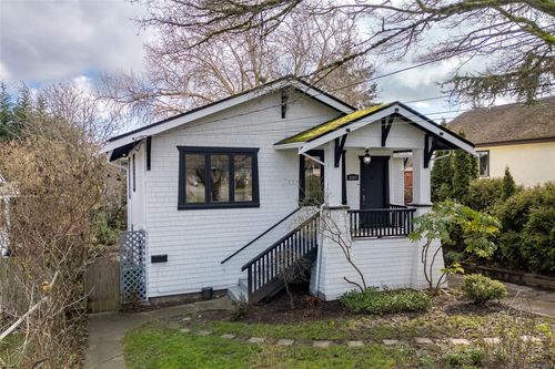 3107 Balfour Ave, Victoria, BC, V9A1R9 | Card Image