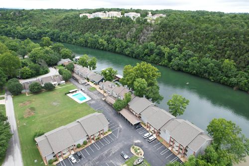 7-146 River Point Rd, Hollister, MO, 65672-6221 | Card Image