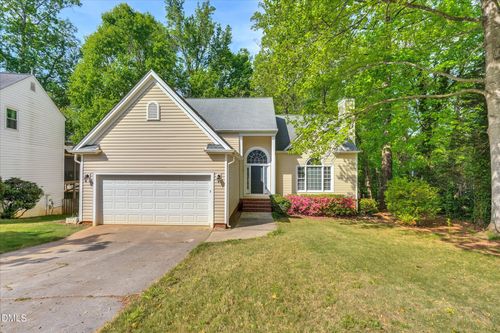 102 Durington Pl, Cary, NC, 27518-6830 | Card Image