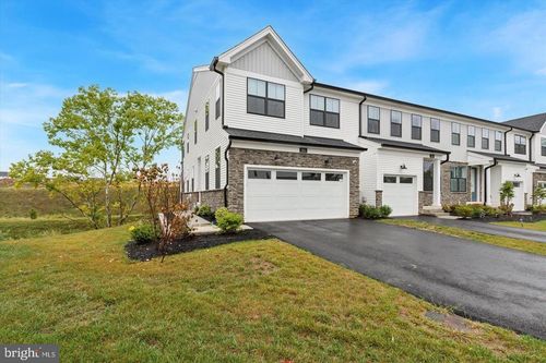 211 Lilac St, KING OF PRUSSIA, PA, 19406-2819 | Card Image