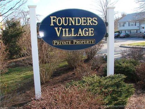 31-31 Founders Vlg, Clinton, CT, 06413-1837 | Card Image