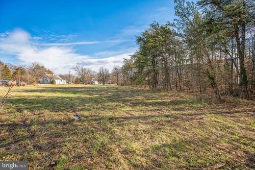 9025 Darcy Rd, UPPER MARLBORO, MD, 20774-2418 | Card Image