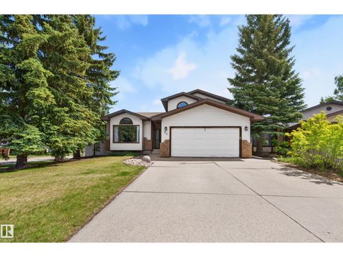 65 Primrose Blvd, Sherwood Park, AB, T8H1G1 | Card Image