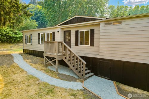 4357 W Pleasant St, Port Orchard, WA, 98367-7646 | Card Image