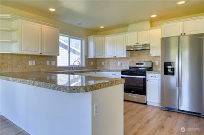 8381 Pheasant Drive, House other with 3 bedrooms, 2 bathrooms and 2 parking in Blaine WA | Image 3