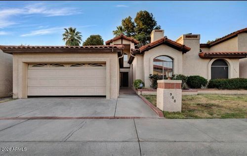 908 W Flynn Ln, Phoenix, AZ, 85013-1064 | Card Image