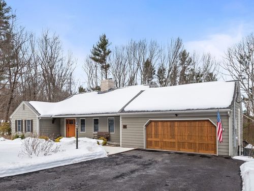 131 Twinbrooke Dr, Holden, MA, 01520-2711 | Card Image