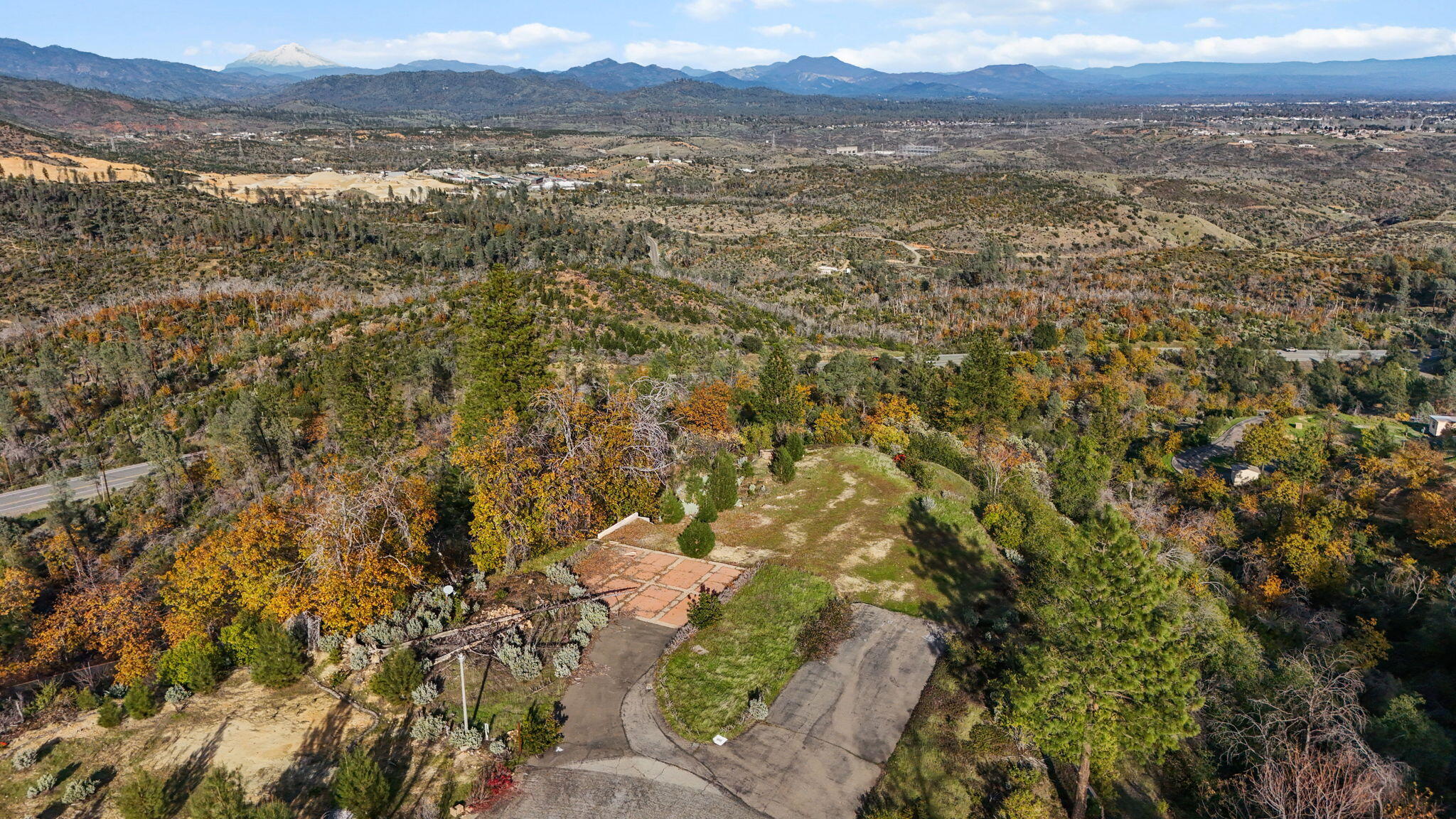 Land in Redding 3