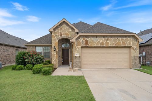 612 Redwood Dr, Greenville, TX, 75402-8106 | Card Image