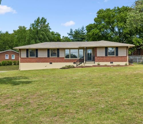 2501 Western Hills Dr, Nashville, TN, 37214-1403 | Card Image