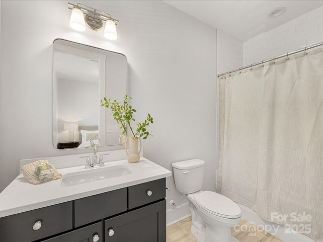 1409 Kenilworth Ave, Townhouse with 3 bedrooms, 5 bathrooms and null parking in Charlotte NC | Image 33