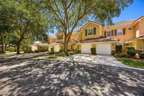4a-95121 Amalfi Dr, Fernandina Beach, FL, 32034-4989 | Card Image