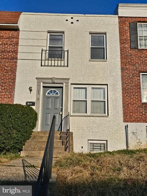 3238 Westmont Ave, BALTIMORE, MD, 21216-3833 | Card Image
