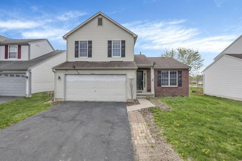8483 Arlen Dr, Blacklick, OH, 43004-8154 | Card Image