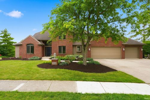 1818 Woodland Xing, Fort Wayne, IN, 46825-7229 | Card Image