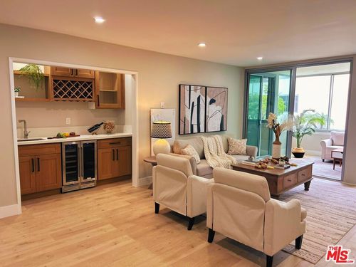 105-8701 Delgany Ave, Playa del Rey, CA, 90293-8151 | Card Image