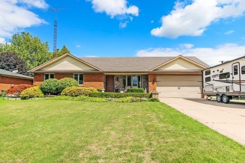 4 Donjon Blvd, Port Dover, ON, N0A1N7 | Card Image