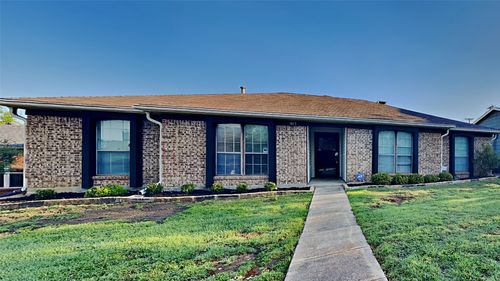 1613 Chesterfield Dr, Carrollton, TX, 75007-2801 | Card Image