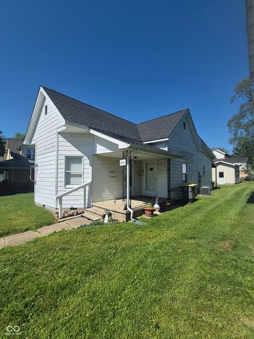 412 Indianapolis Ave, Seymour, IN, 47274-1610 | Card Image
