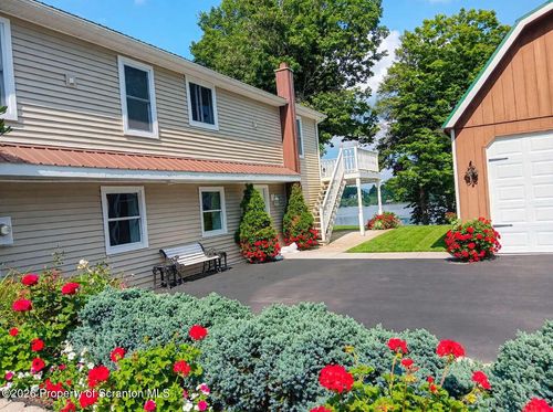 583 Lakeview Dr, Springville, PA, 18844-7831 | Card Image