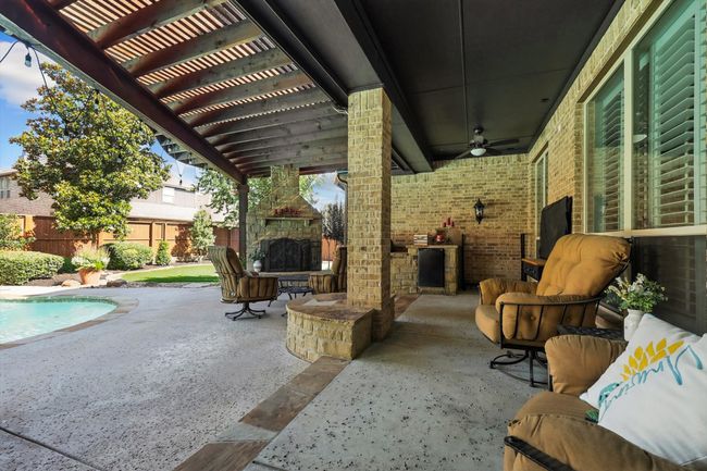 9101 Cedar Rdg, House other with 5 bedrooms, 5 bathrooms and null parking in Lantana TX | Image 30