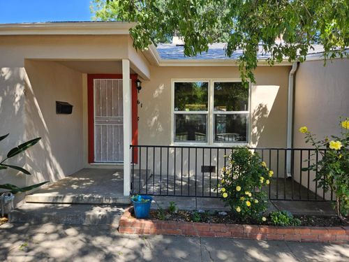 61 Victory Way, Woodland, CA, 95695-3351 | Card Image