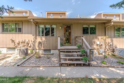 3130 Manitoba Ln, Bismarck, ND, 58503-0494 | Card Image