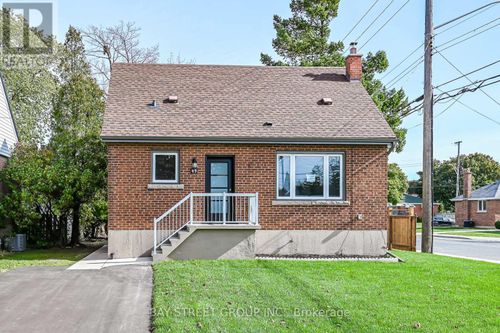 upper-49 East 41st Street, Hamilton (Sunninghill), ON, L8T2Z4 | Card Image
