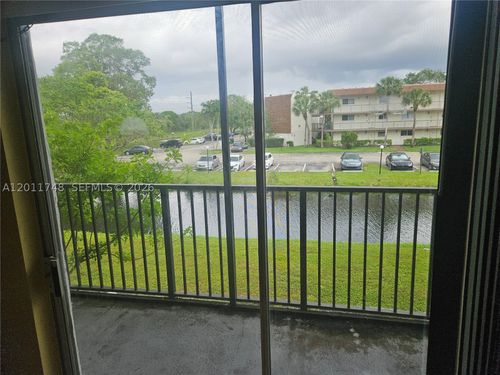 2210-7561 Nw 16th St, Plantation, FL, 33313-5127 | Card Image