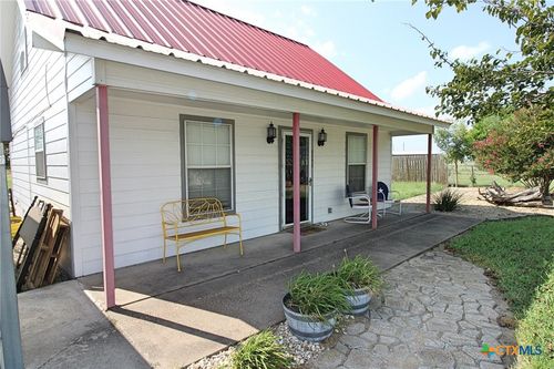 8592 S Lone Star Parkway, Moody, TX, 76557 | Card Image