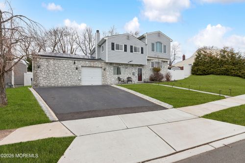 10 Walter Dr, Hazlet, NJ, 07730-2649 | Card Image