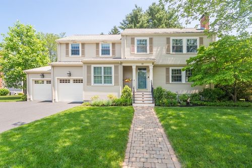 61 Fuller Brook Ave, Needham, MA, 02492-1226 | Card Image