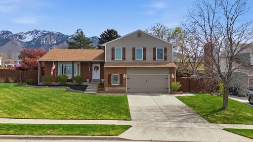 11865 S Maple Ridge Rd, Sandy, UT, 84094-5646 | Card Image
