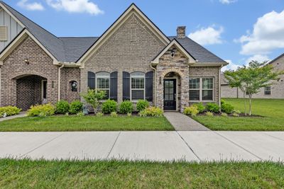 356 Buckner Cir, Home with 2 bedrooms, 2 bathrooms and 4 parking in Mount Juliet TN | Image 1